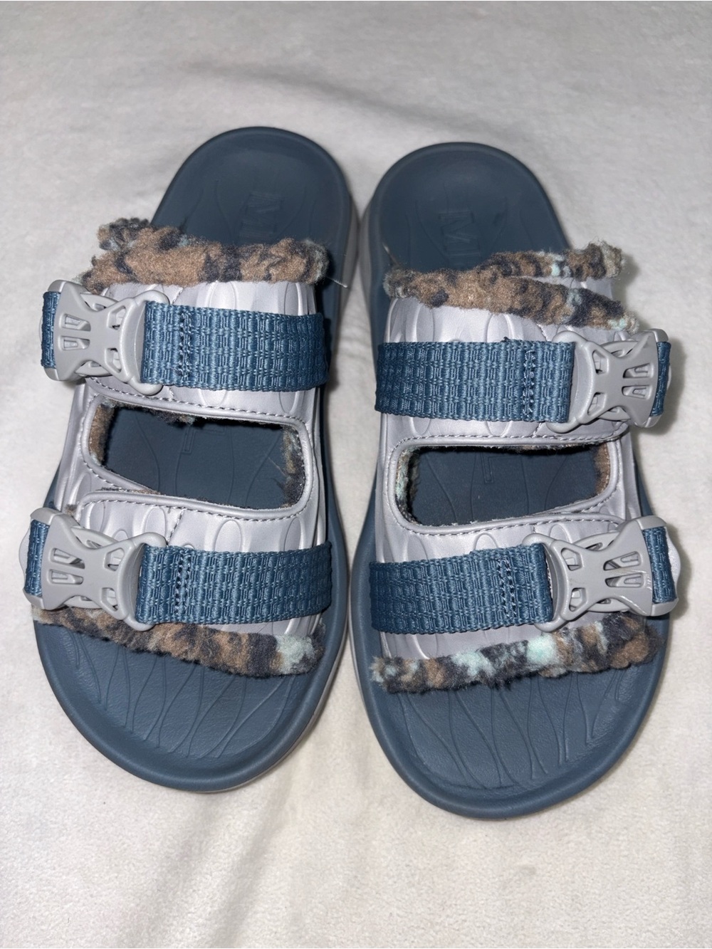 Merrell Women’s 9 Blue Fleece Trim Sport Sandals Buckle Strap Outdoor